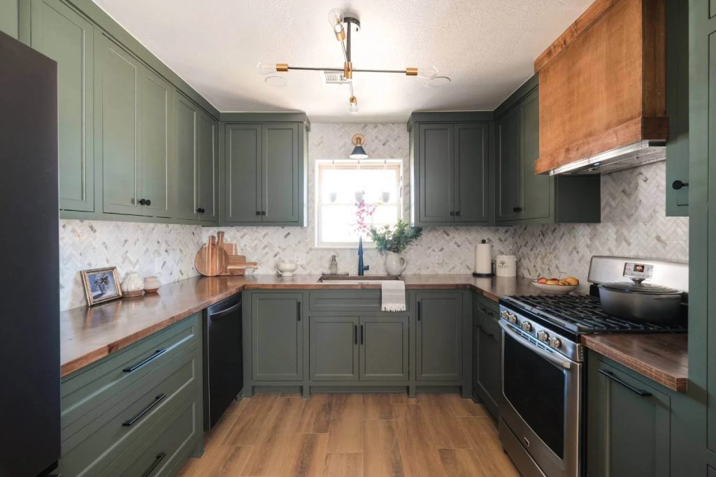 Should tile be lighter or darker than walls (1)